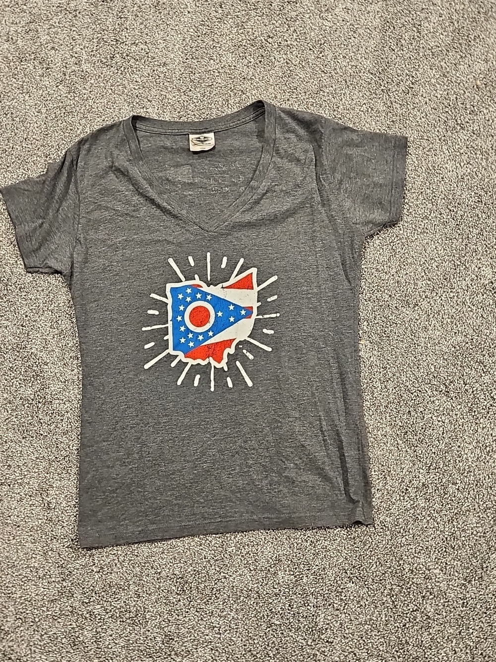 Heather Gray Short Sleeve V-Neck Tee with Ohio Flag Graphic